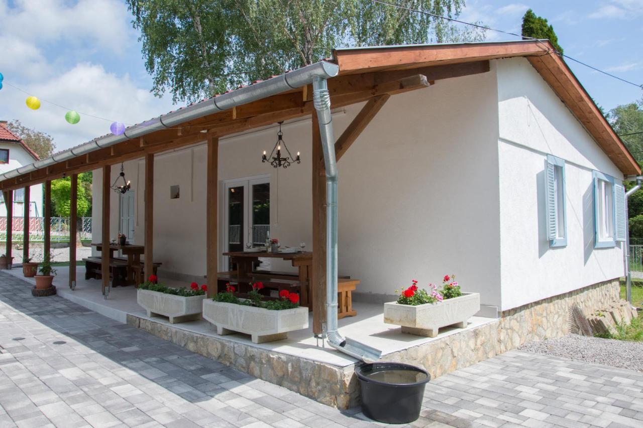 Orfű Klara Apartmanhaz מראה חיצוני תמונה