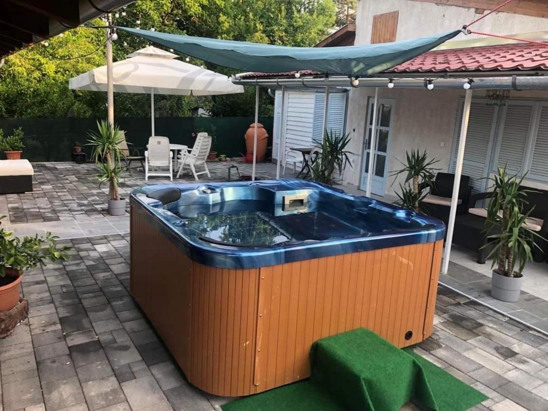 Orfű Klara Apartmanhaz מראה חיצוני תמונה